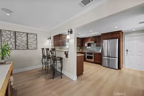 Entry Way - 6431 Teton Peak Ct, Rancho Cucamonga, CA 91737 photo 4 of 6