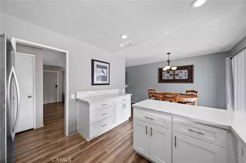 Kitchen - 1435 S Magnolia Ave, Ontario, CA 91762 photo 4 of 5