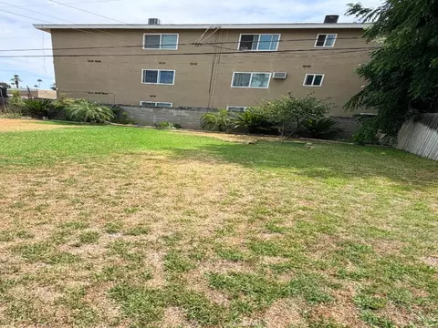 Exterior - 4574 Central Ave, Riverside, CA 92506 photo 14 of 19