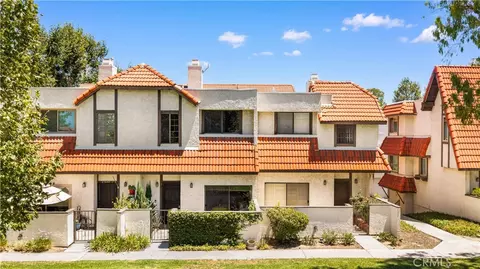 27640 Nugget Dr #3, Canyon Country, CA 91387