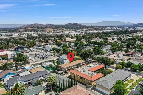 View/Area - 712 S Howard, Corona, CA 92879 photo 2 of 9