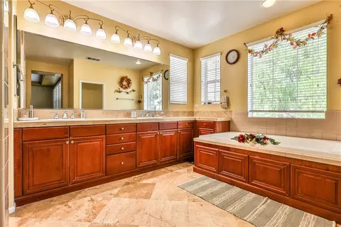 Bath - 1886 Richards, Upland, CA 91784 photo 3 of 5