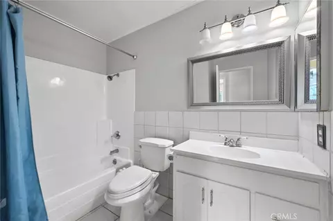 Bath - 1605 Carmel E, Upland, CA 91784 photo 3 of 4