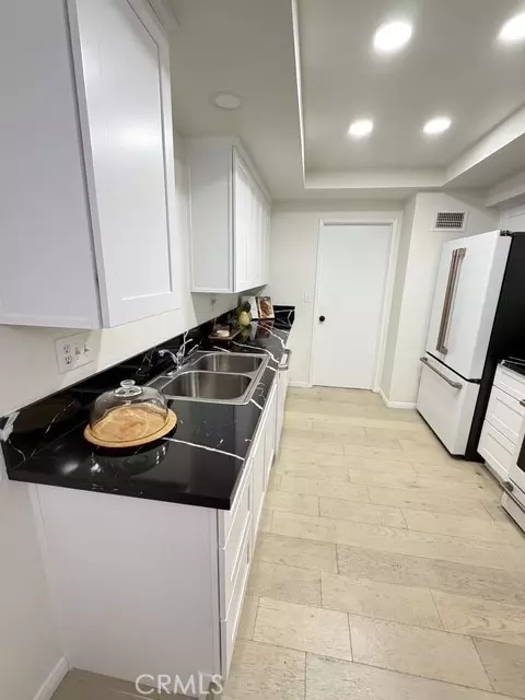 Kitchen - 9785 Louise Way, Rancho Cucamonga, CA 91730 photo 3 of 3
