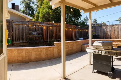 Exterior - 1216 San Jacinto, Redlands, CA 92373 photo 2 of 13