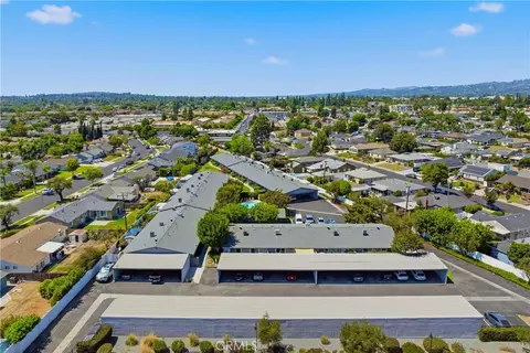 View/Area - 3131 Laurel Ave #9, Fullerton, CA 92835 photo 3 of 5