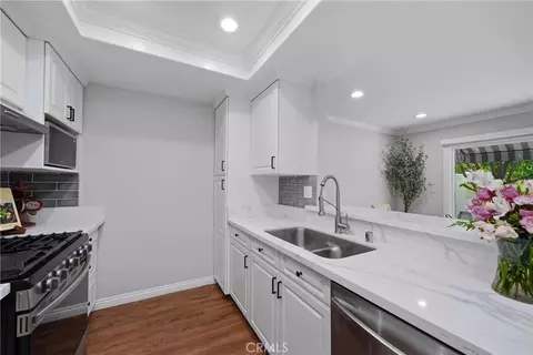 Kitchen - 3131 Laurel Ave #9, Fullerton, CA 92835 photo 4 of 6