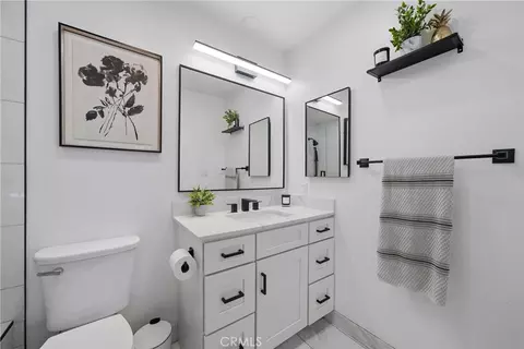 Bath - 3131 Laurel Ave #9, Fullerton, CA 92835 photo 1 of 2