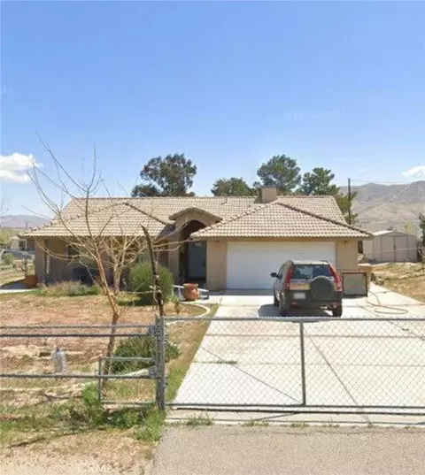 Exterior - 9009 Piedra Ave, Hesperia, CA 92345 photo 4 of 8