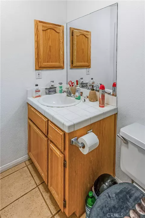 Bath - 9009 Piedra Ave, Hesperia, CA 92345 photo 4 of 4