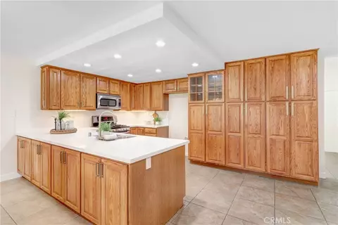 Kitchen - 9561 Cameron, Rancho Cucamonga, CA 91730 photo 1 of 2