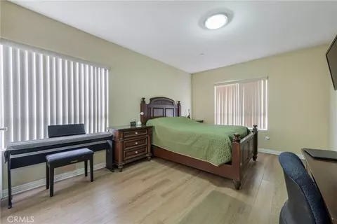 Bedroom - 1515 Grismer #202, Burbank, CA 91504 photo 3 of 6