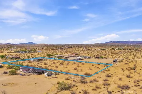 View/Area - 60850 Duvall Dr, Joshua Tree, CA 92252 photo 3 of 8