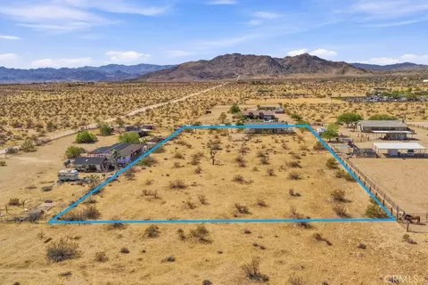 View/Area - 60850 Duvall Dr, Joshua Tree, CA 92252 photo 6 of 8
