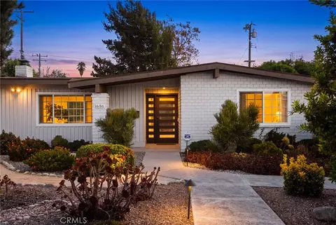 1686 Longwood Ave, Claremont, CA 91711