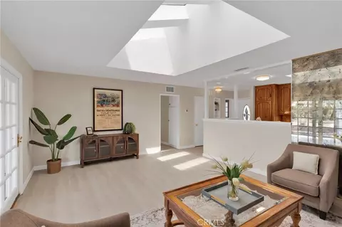 Living - 1534 Wallace St, Simi Valley, CA 93065 photo 4 of 6