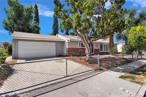 Exterior - 1534 Wallace St, Simi Valley, CA 93065 photo 3 of 18