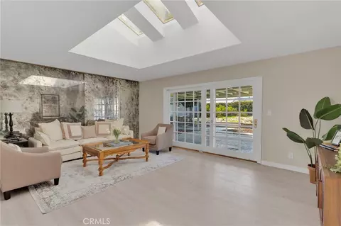 Living - 1534 Wallace St, Simi Valley, CA 93065 photo 1 of 6