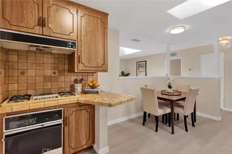 Kitchen - 1534 Wallace St, Simi Valley, CA 93065 photo 4 of 6