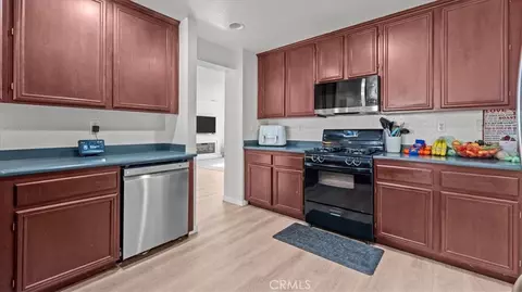 Kitchen - 3287 El Nido, Perris, CA 92571 photo 3 of 3