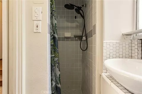 Bath - 1195 N Campus Ave, Upland, CA 91786 photo 4 of 4