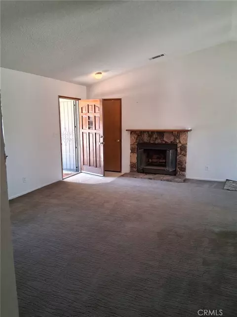 12257 Tesuque, Apple Valley, CA 92308 photo 2
