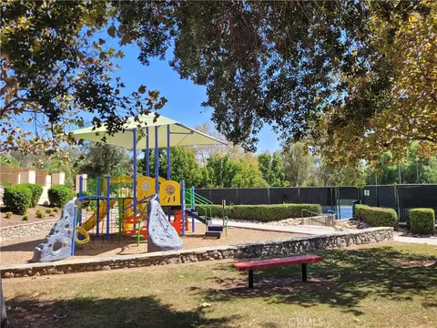 Other - 7814 Aberdeen Ln, Highland, CA 92346 photo 4 of 4