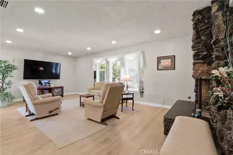 Living - 1414 E Laurel, Glendora, CA 91741 photo 3 of 5