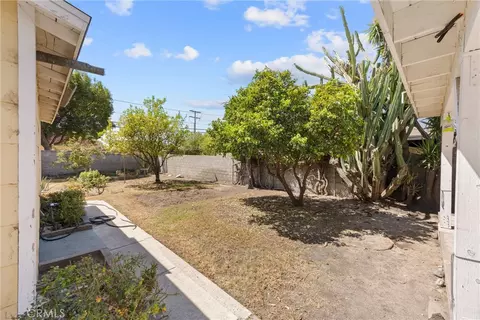 Exterior - 255 E 41st St, San Bernardino, CA 92404 photo 8 of 14