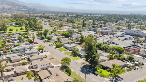 View/Area - 255 E 41st St, San Bernardino, CA 92404 photo 6 of 12