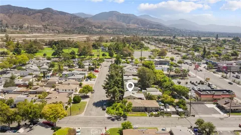 View/Area - 255 E 41st St, San Bernardino, CA 92404 photo 9 of 12