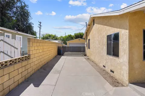 Exterior - 255 E 41st St, San Bernardino, CA 92404 photo 2 of 14