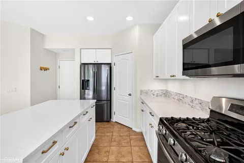 Kitchen - 1205 Strand, Perris, CA 92571 photo 3 of 6