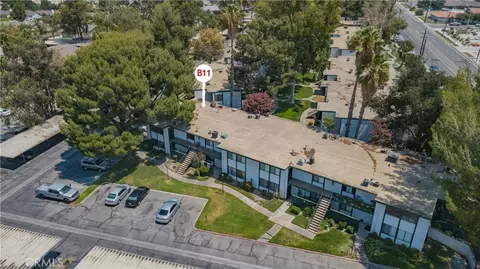 View/Area - 1735 E Washington St #B-11, Colton, CA 92324 photo 4 of 6