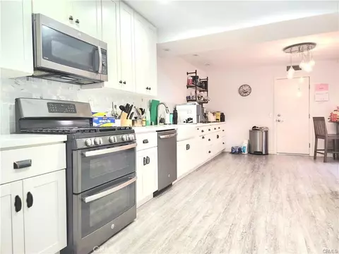 Kitchen - 9735 El Paseo, Rancho Cucamonga, CA 91730 photo 1 of 2