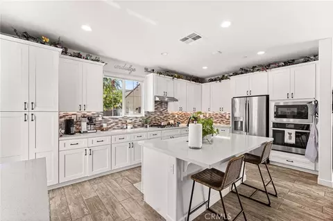 Kitchen - 1623 Hogan Ct, Upland, CA 91784 photo 2 of 4