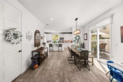 Entry Way - 1623 Hogan Ct, Upland, CA 91784 photo 2 of 6