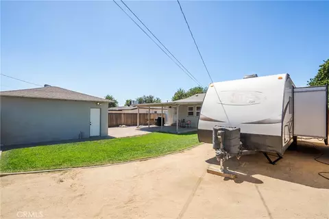 Exterior - 686 N Ukiah Way, Upland, CA 91786 photo 5 of 8