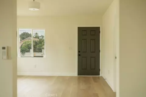 Entry Way - 164 E 10th St, San Bernardino, CA 92410 photo 1 of 5