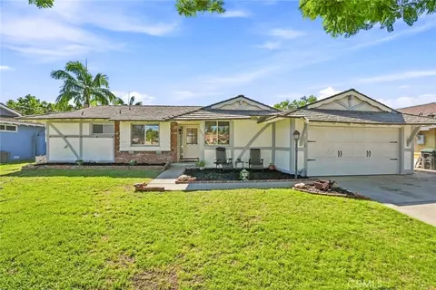 2612 Townley, Santa Ana, CA 92706