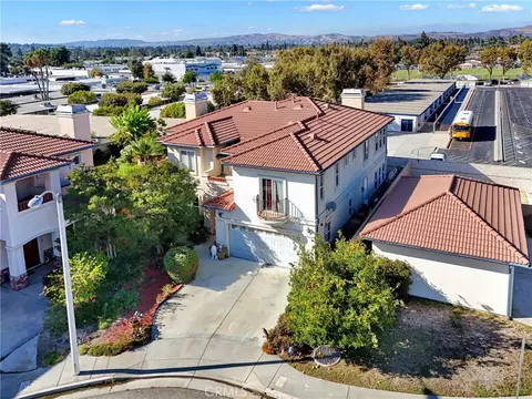 View/Area - 207 Gilbert Way, Placentia, CA 92870 photo 1 of 6