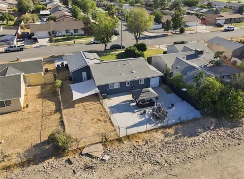View/Area - 1530 Athol St, Bloomington, CA 92316 photo 1 of 3