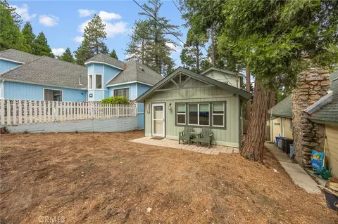 Exterior - 23376 Crestline Rd, Crestline, CA 92325 photo 6 of 9