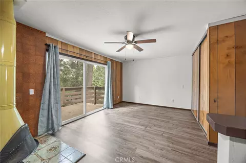 Living - 23376 Crestline Rd, Crestline, CA 92325 photo 8 of 8