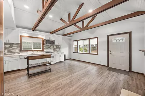 Entry Way - 23376 Crestline Rd, Crestline, CA 92325 photo 1 of 1