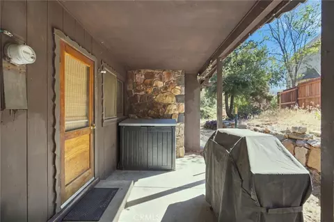 Exterior - 101 Weisshorn, Crestline, CA 92325 photo 3 of 8