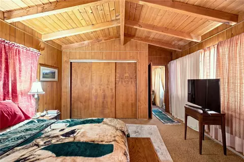 Bedroom - 101 Weisshorn, Crestline, CA 92325 photo 2 of 5