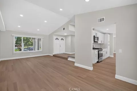 Living - 6542 Redbud, Rancho Cucamonga, CA 91739 photo 3 of 8