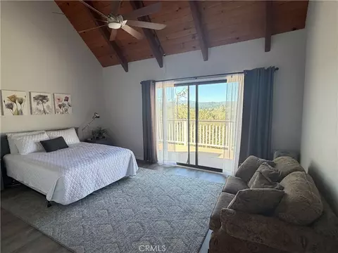 Bedroom - 1228 Acadia, Lake Arrowhead, CA 92352 photo 1 of 3