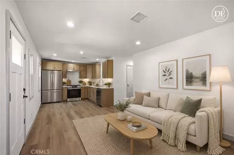 Living - 10237 Silverton, Tujunga, CA 91042 photo 1 of 5